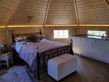 Viking-XL Camping Hut with 2 extensions Pic 7