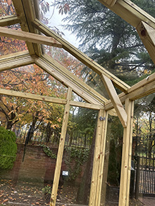 TGB-Ashdown Apex Timber Greenhouse Pic 3