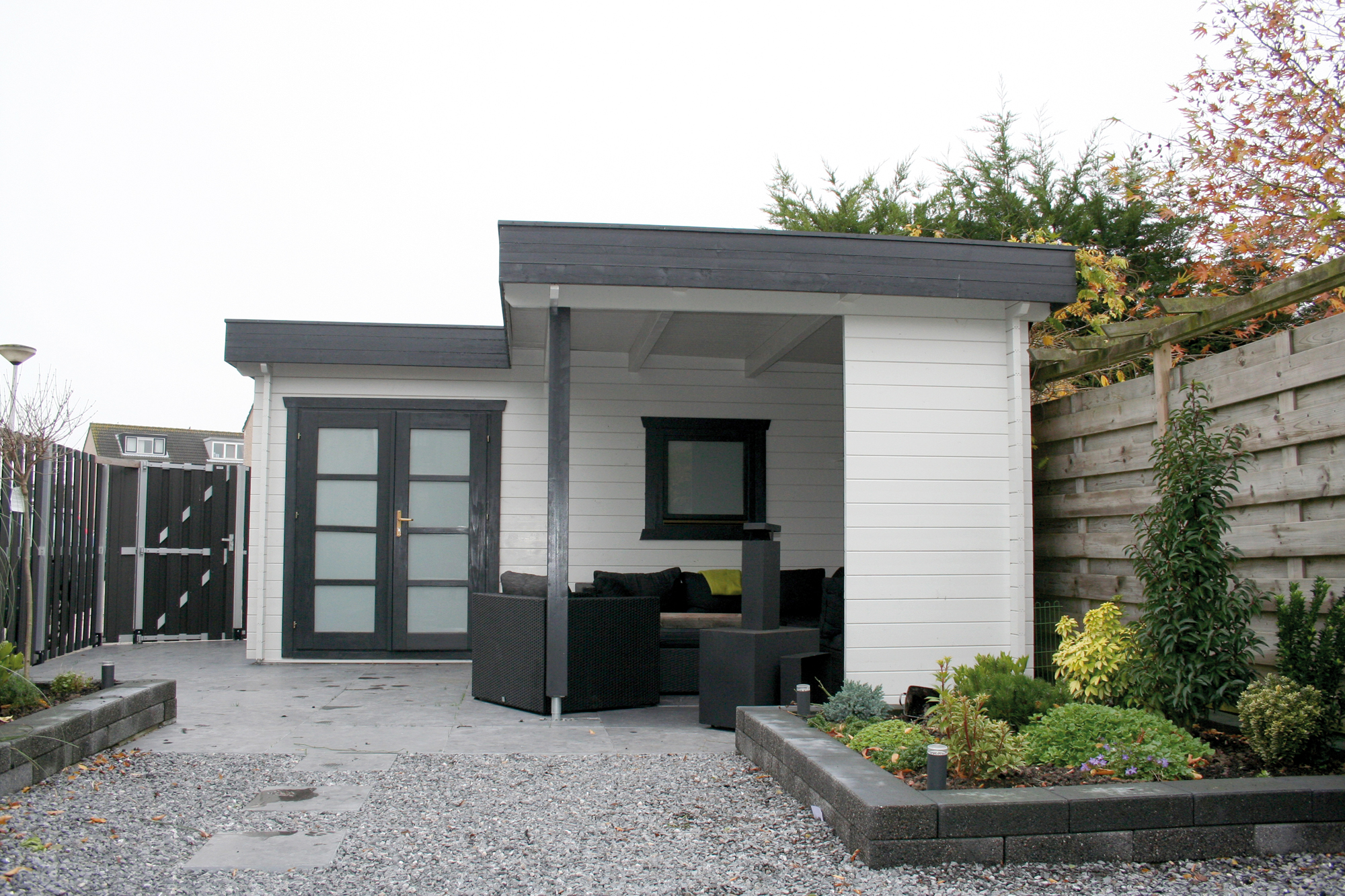 FPL9480 - Portland8 Cabin 500x250 with veranda