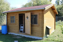 Bertsch Holzbau-Chicken Farm Cabin 400x400 Pic 3