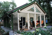 FPL9522 - Greenhouse Cabin 600x800 with canopy